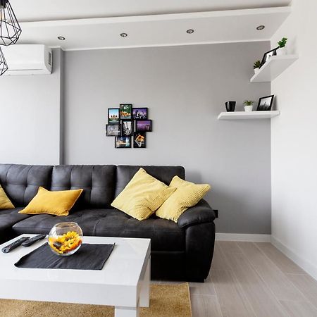 Park Apartment Novi Sad Bagian luar foto