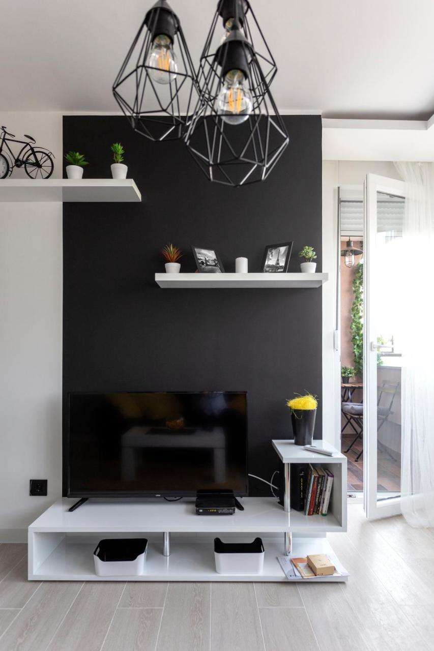 Park Apartment Novi Sad Bagian luar foto