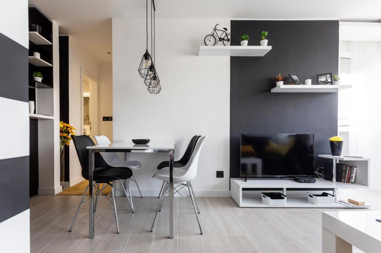 Park Apartment Novi Sad Bagian luar foto
